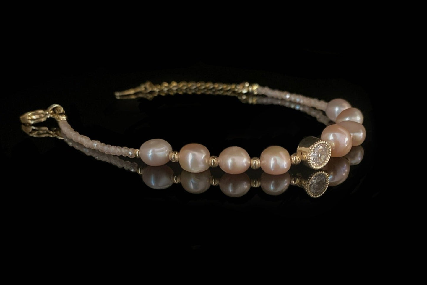 Baroque Natural Freshwater pearl